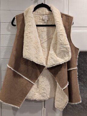 St. John's Bay faux suede vest size medium